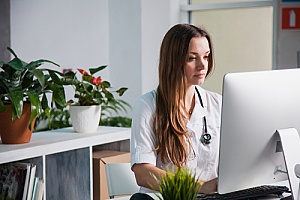 doctor providing telemedicine services over the internet