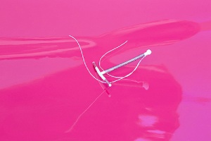 A T-shaped IUD. Hormonal IUDs and Copper IUDs are the two types of IUDs available in the US.