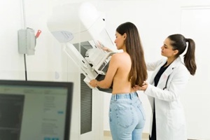 patient getting a mammography test at the imaging center to prevent breast cancer