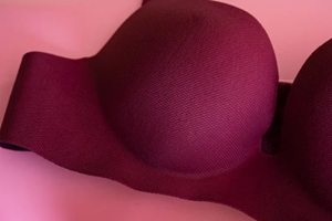 red underwire bra